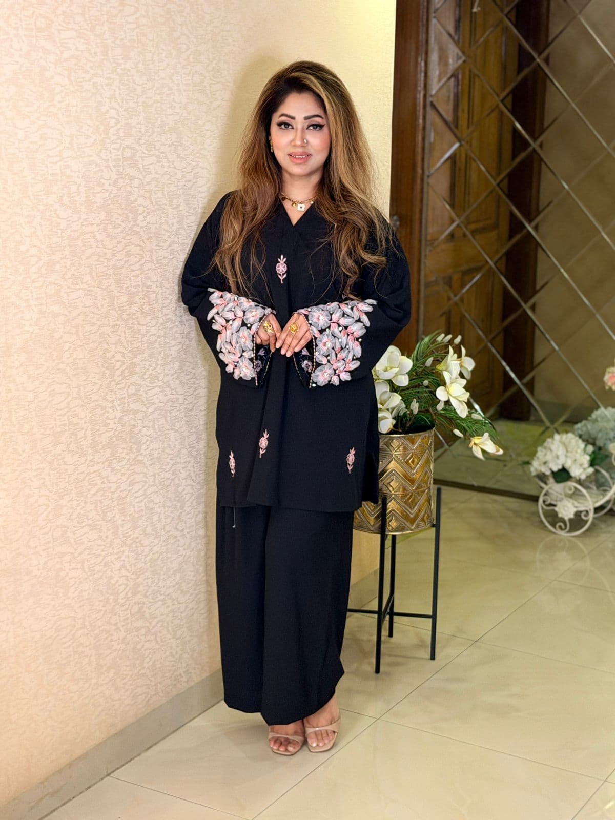 Beautiful 2 Piece Co-Ord Set - Black ✨ – alternate view